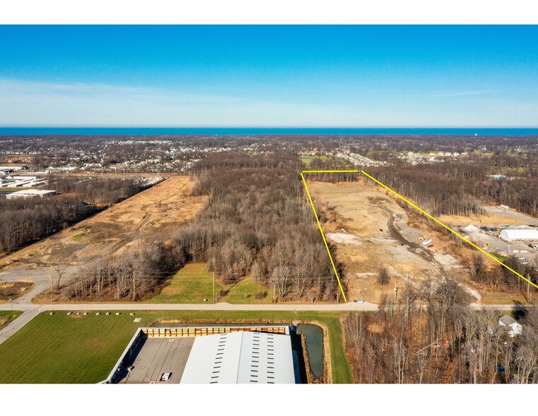 35520 Schneider ct, Avon, OH for sale - Primary Photo - Image 1 of 1