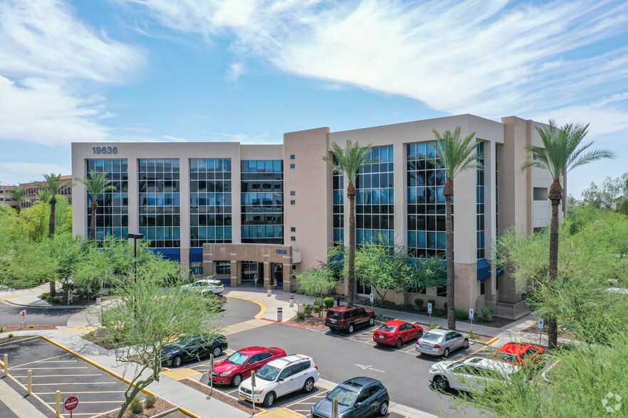 19636 N 27th Ave, Phoenix, AZ for lease - Building Photo - Image 1 of 4