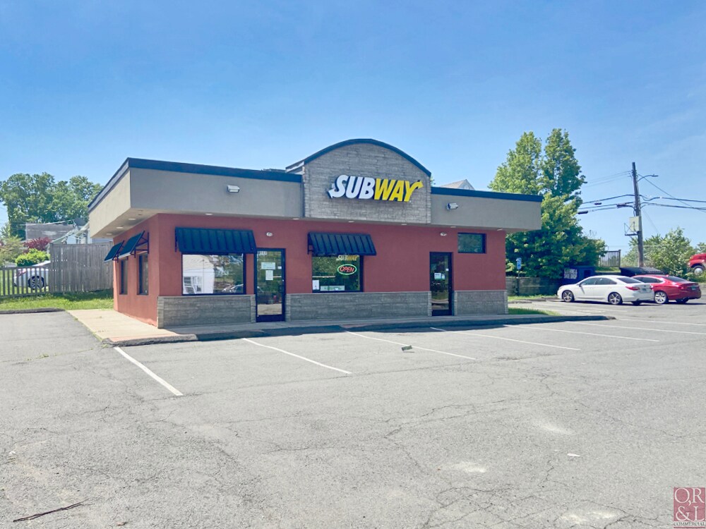 949 New Britain Ave, West Hartford, CT 06110