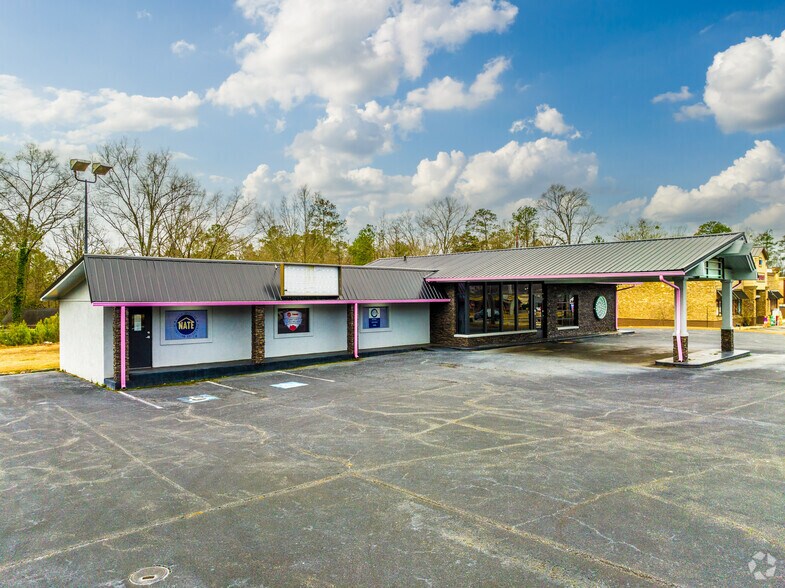 6344 Zebulon Rd, Macon, GA 31220