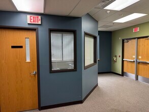 4202 Collins Rd, Lansing, MI for lease Interior Photo- Image 1 of 8