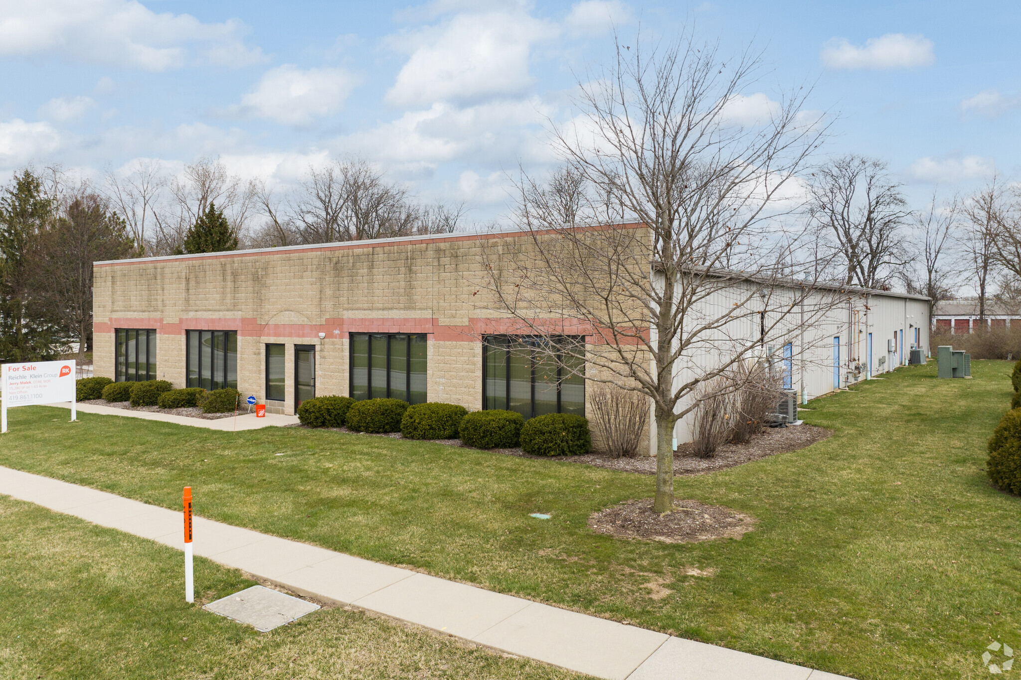 6128 Merger Dr, Holland, OH for sale Primary Photo- Image 1 of 8