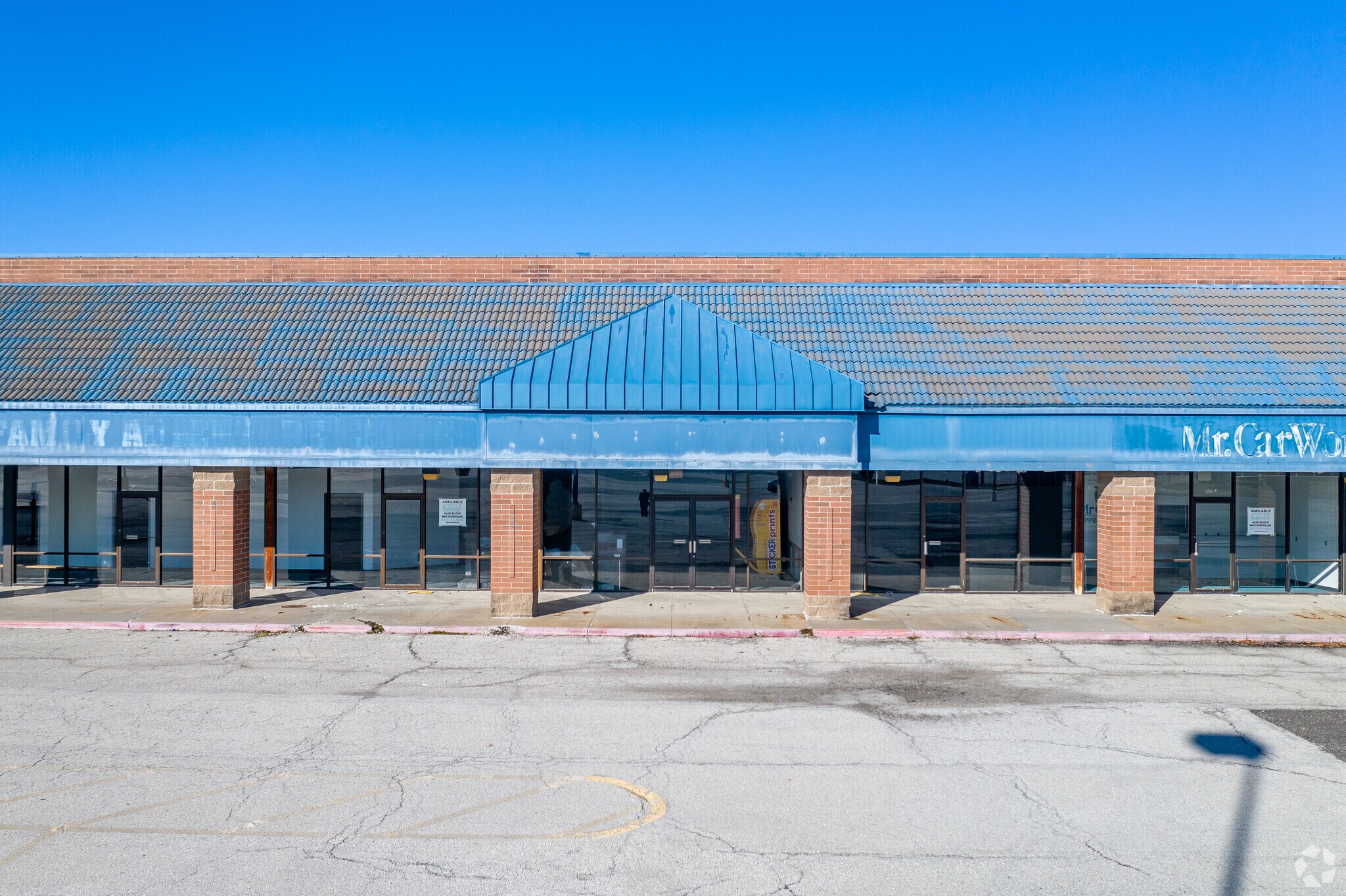 13920-e-40-hwy-independence-mo-64055-noland-fashion-square-shopping