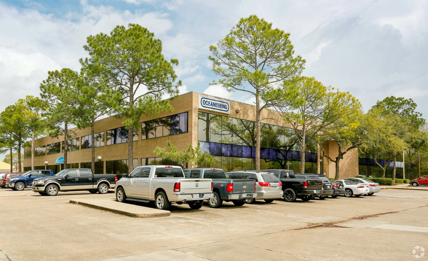 16665 Space Center Blvd, Houston, TX 77058