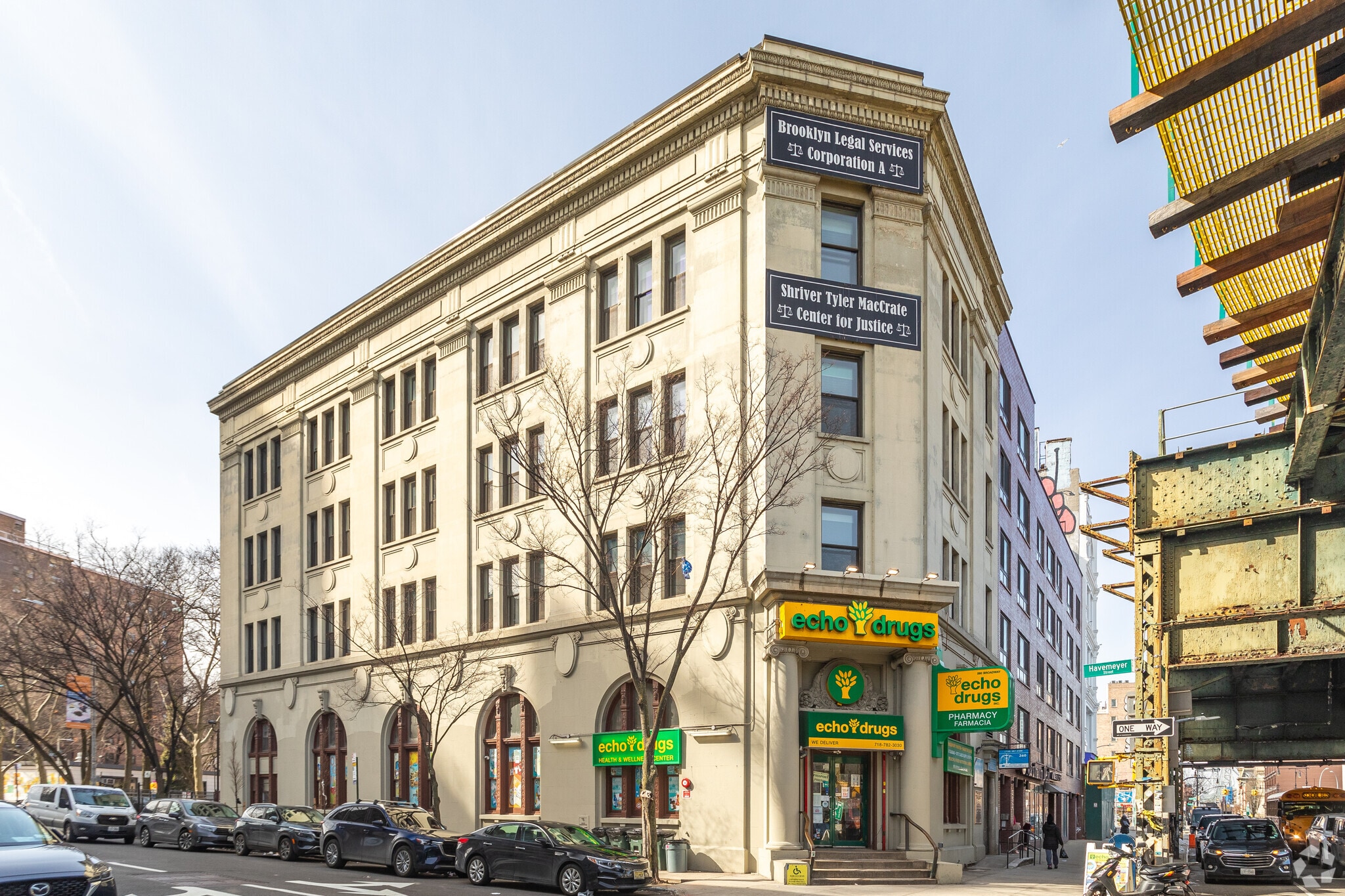 256-260 Broadway, Brooklyn, NY for lease Primary Photo- Image 1 of 3