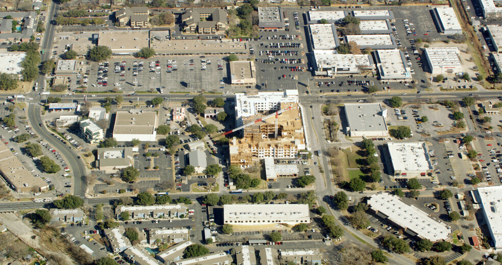 2711 W Anderson Ln, Austin, TX for lease - Aerial - Image 3 of 17