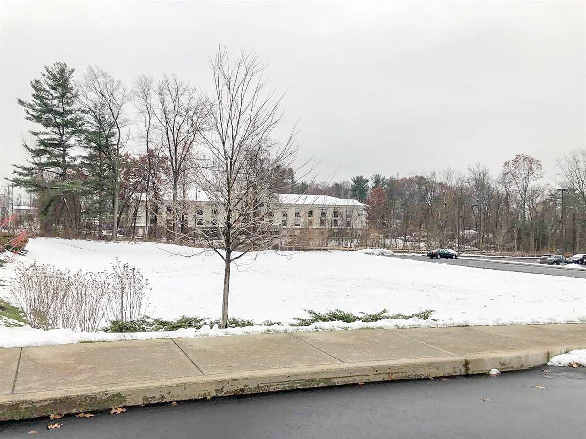 1740 Route 9, Clifton Park, NY 12065