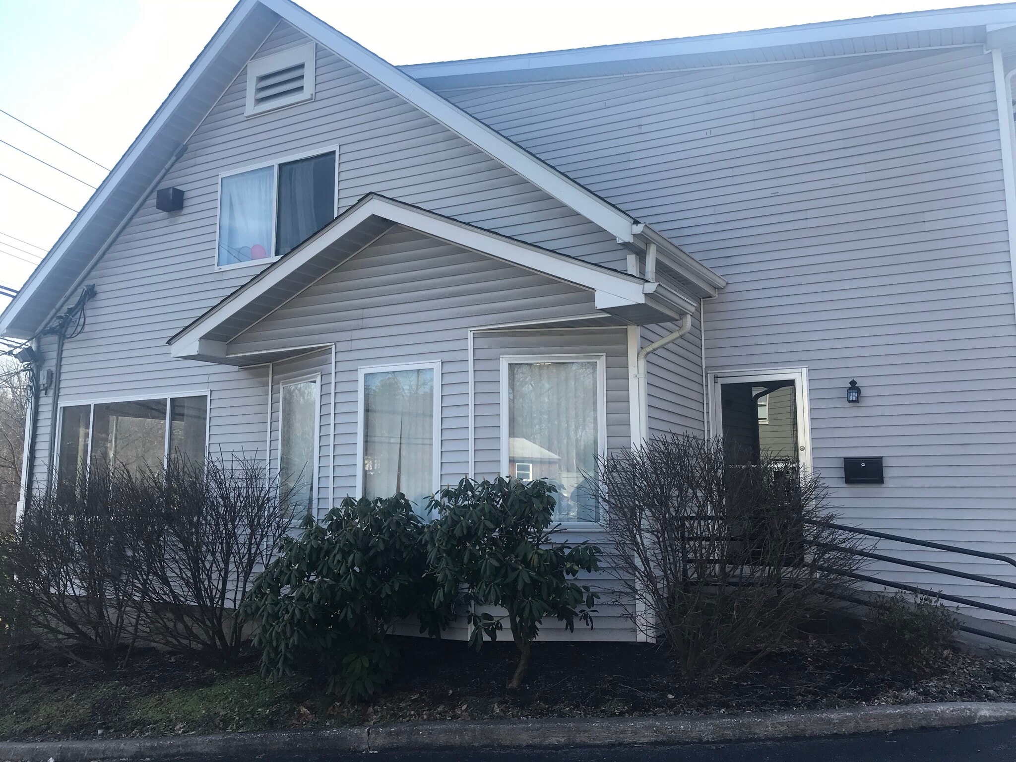 2064 E Main St, Cortlandt Manor, NY for sale Building Photo- Image 1 of 1