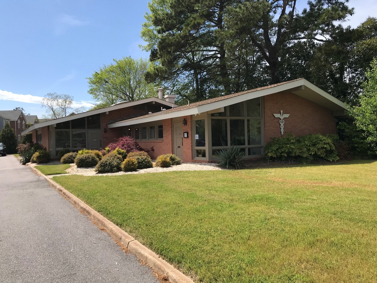 837 First Colonial Rd, Virginia Beach, VA 23451