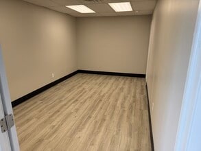 609-621 E Bigelow Ave, Findlay, OH for lease Interior Photo- Image 2 of 7