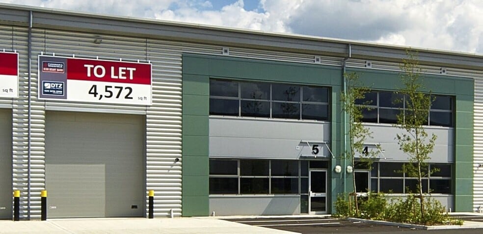 Hayes Rd, Southall for sale - Building Photo - Image 1 of 1