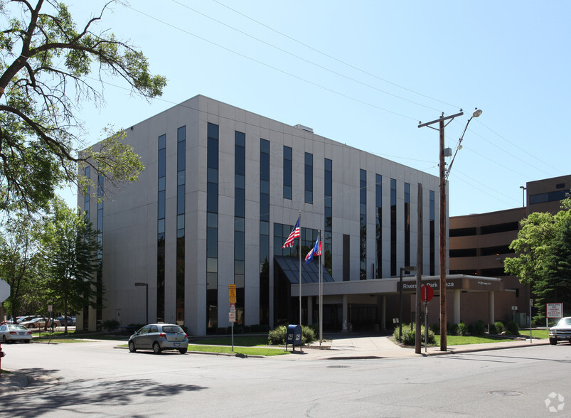 701 S 25th Ave, Minneapolis, MN for lease - Building Photo - Image 1 of 6