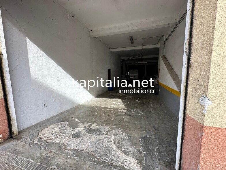 Retail in València, Valencia for sale - Building Photo - Image 1 of 19