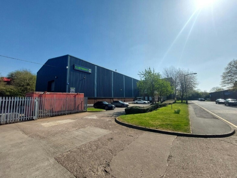 Dudley Rd, Kingswinford for lease - Building Photo - Image 2 of 8