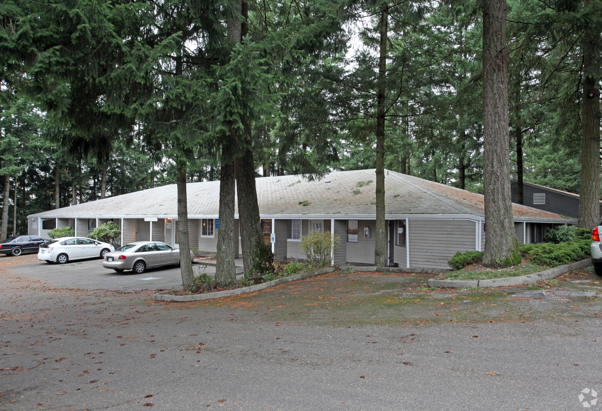 2639 Parkmont Ln SW, Olympia, WA for sale Primary Photo- Image 1 of 1