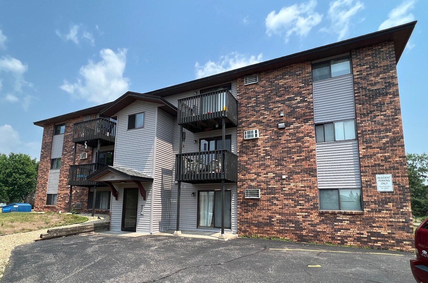 1317 13th Street Cir, Sauk Rapids, MN 56379