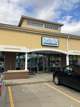 43 NE Carefree Ln, Waukee, IA for lease Building Photo- Image 1 of 1