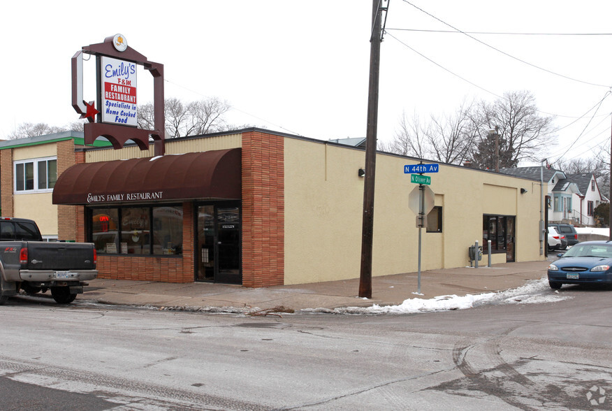 2124 44th Ave, Minneapolis, MN for sale - Primary Photo - Image 1 of 2