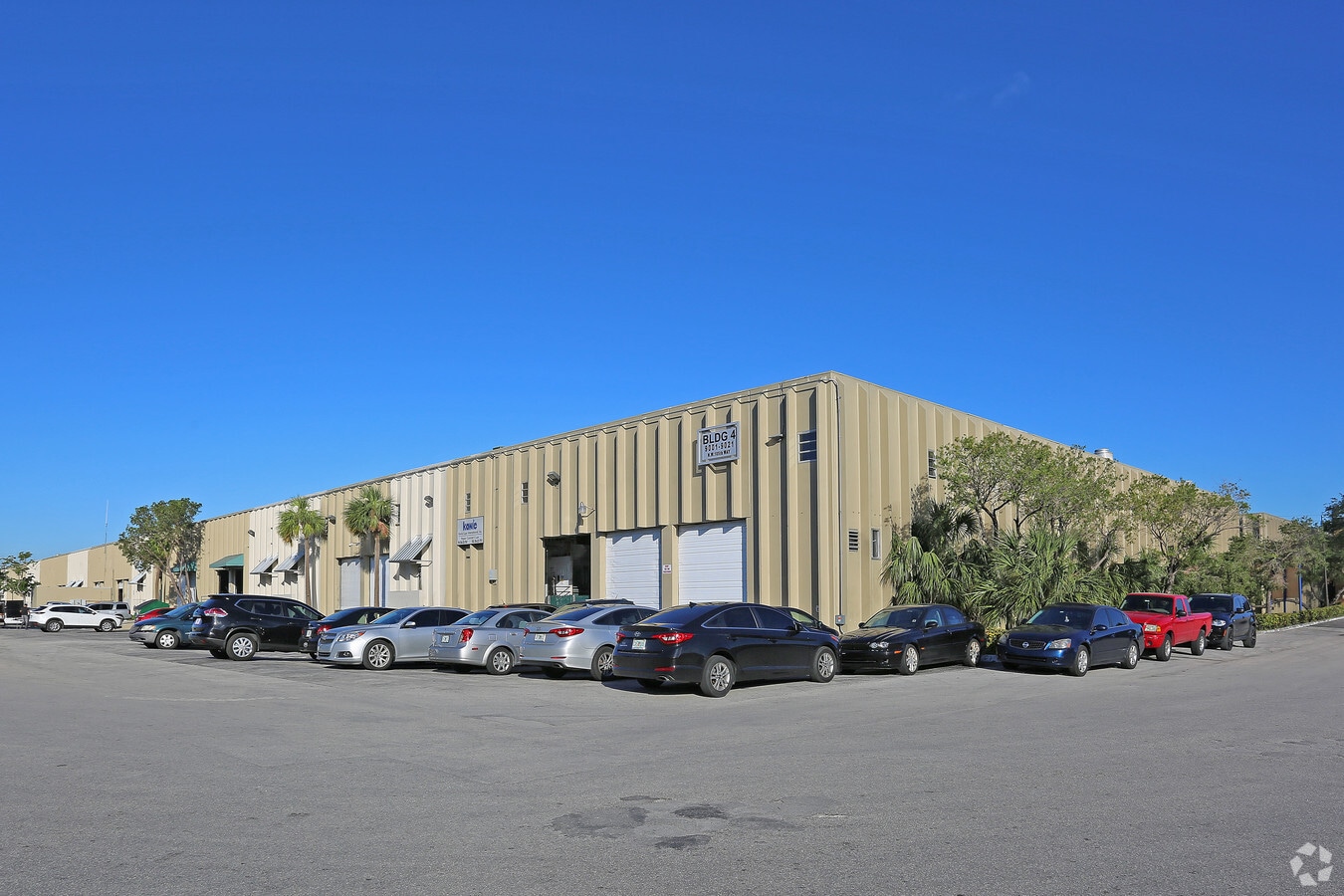 9001 Nw 105Th Way, Medley, FL 33178 Property Record