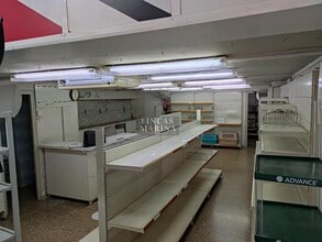 Retail in Gavà, Barcelona for lease Interior Photo- Image 2 of 6