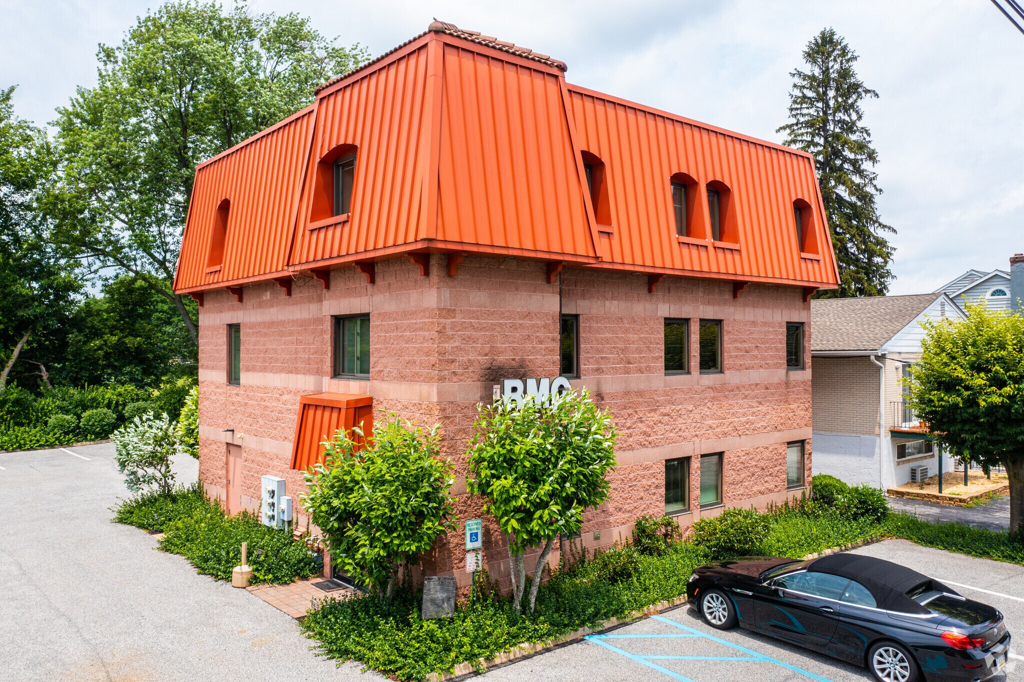 15 Reese Ave, Newtown Square, PA 19073 Office for Lease