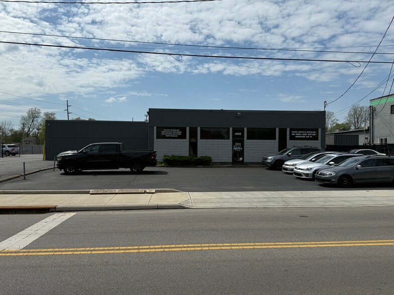 4453 Sycamore Rd, Cincinnati, OH for lease - Building Photo - Image 3 of 6