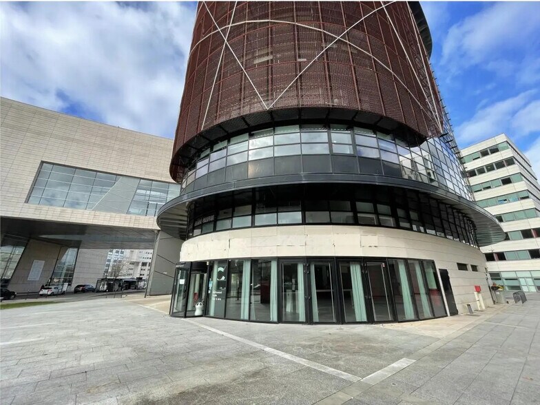 1 C Boulevard De Champagne, Dijon for sale - Building Photo - Image 2 of 13