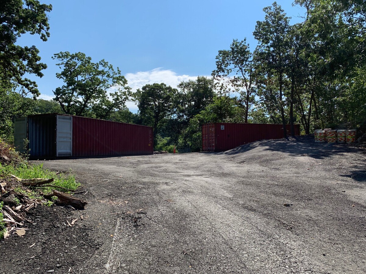 3199A Albany Post Rd, Buchanan, NY 10511 Westchester Industrial
