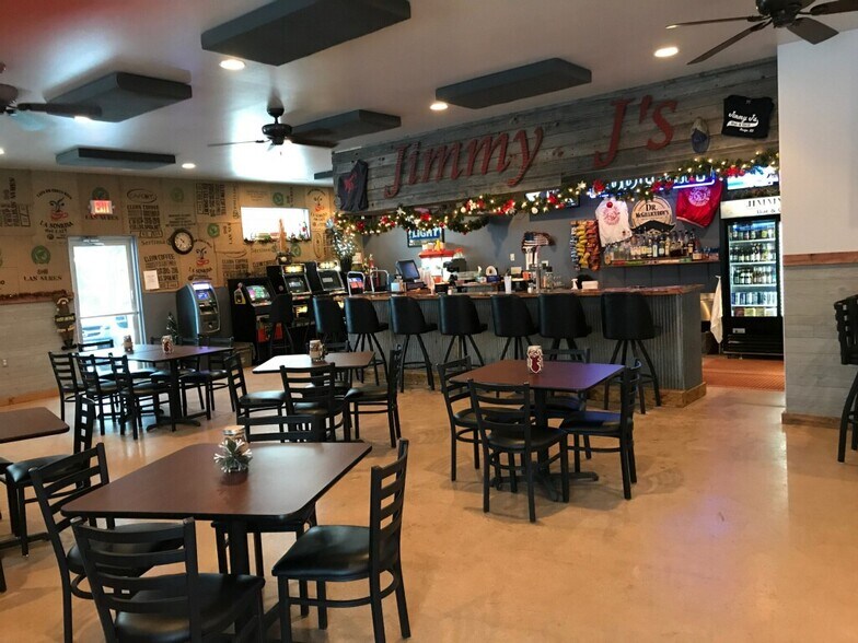 519 Main St, Roslyn, SD 57261