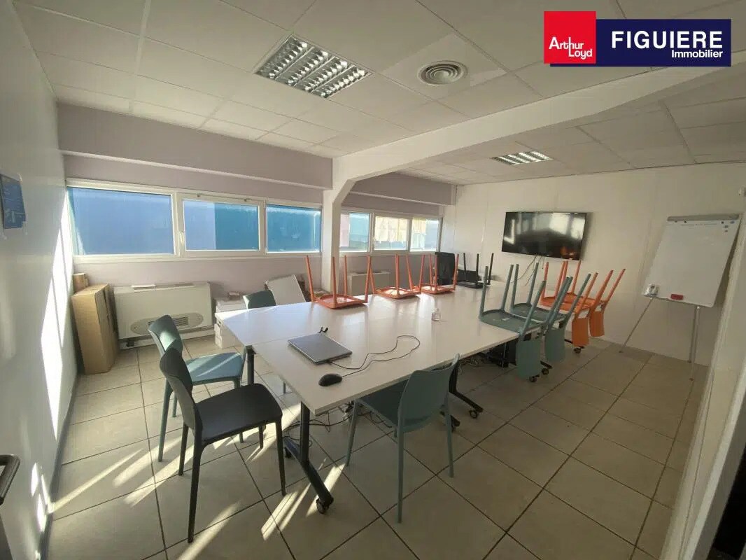Office in Martigues for lease Building Photo- Image 1 of 13