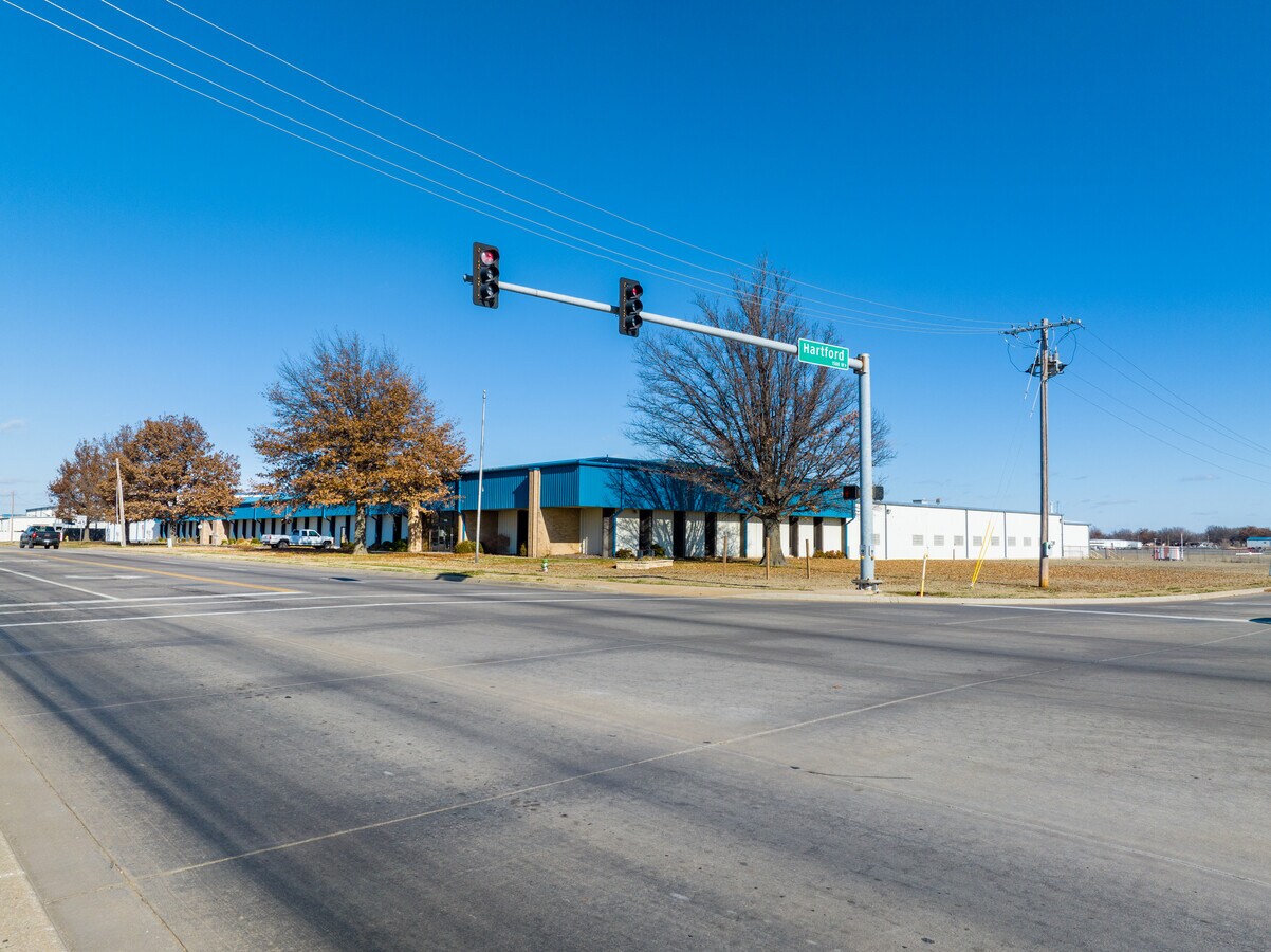 1405 N Waverly St, Ponca City, OK 74601