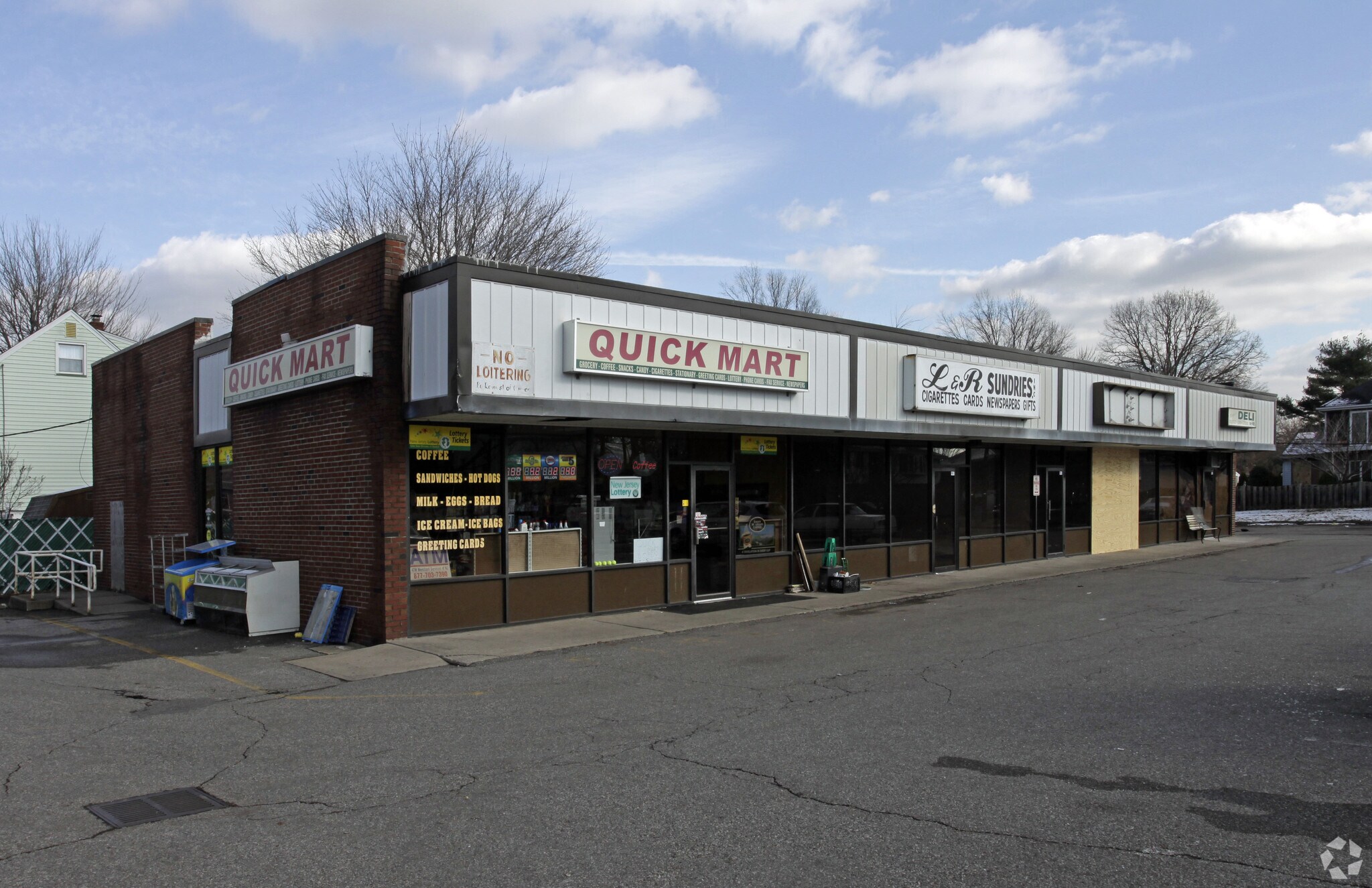 28 E Joseph St, Moonachie, NJ 07074