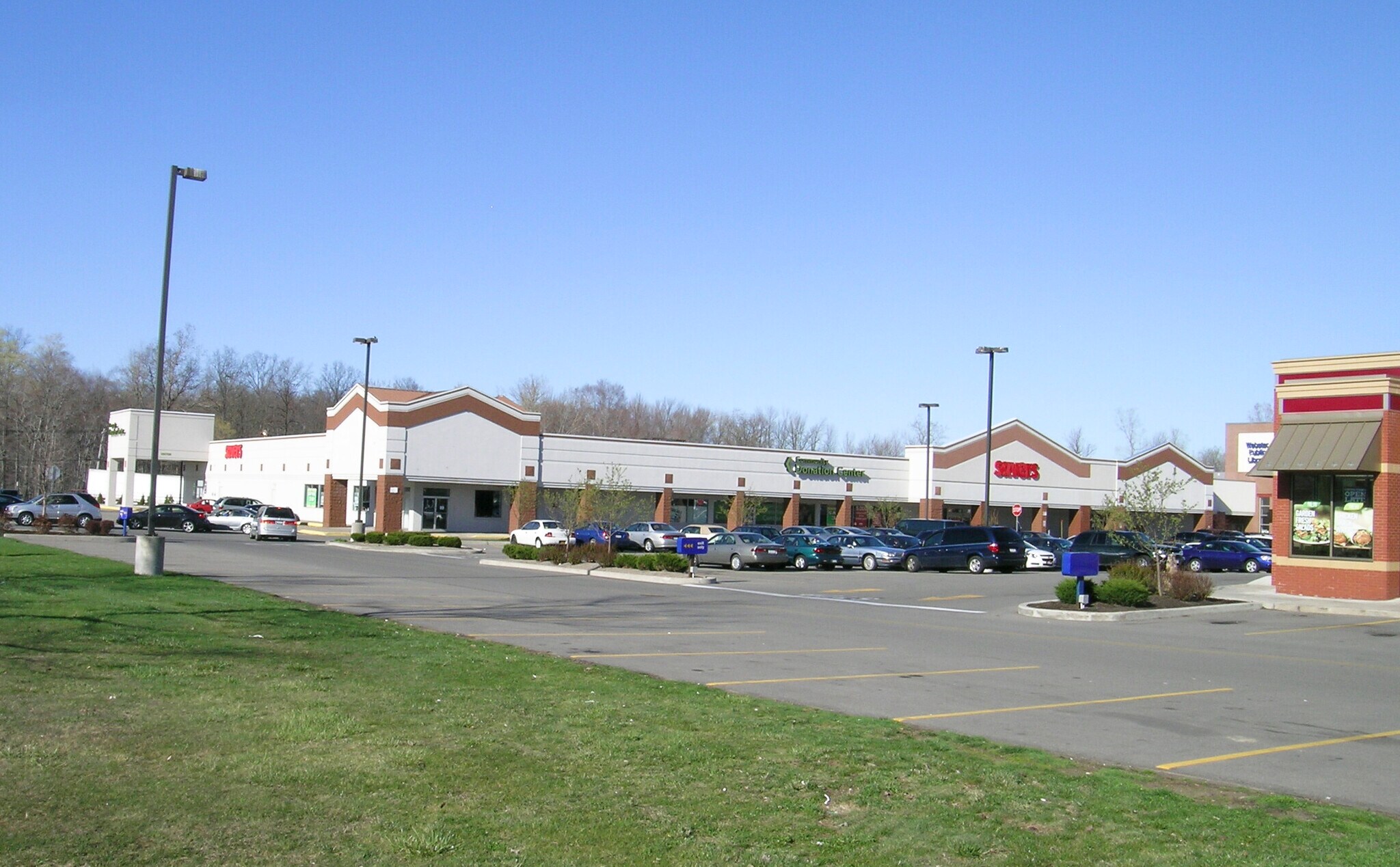 980 Ridge Rd, ster, NY 14580 ster Plaza