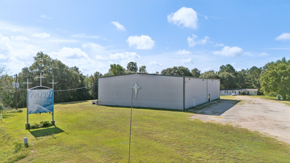 155 Glory Dr, Livingston, TX for sale - Building Photo - Image 2 of 51