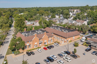 707-757 Old Frontenac Sq, Frontenac, MO - aerial  map view