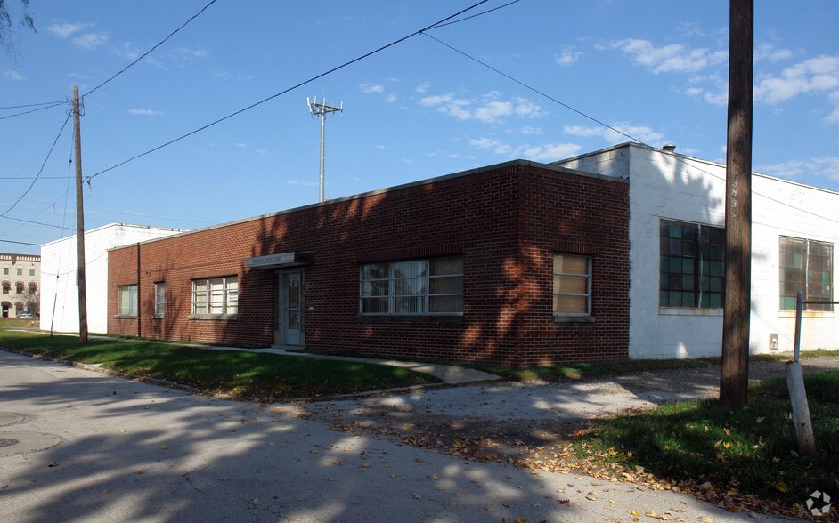 340 Tudor St, Toledo, OH for lease - Building Photo - Image 2 of 4
