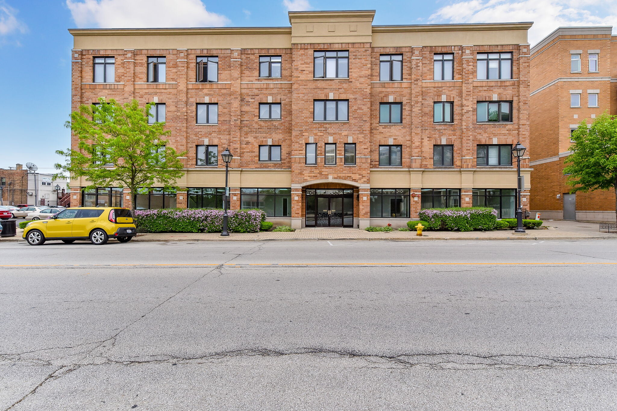 123 W Saint Charles Rd, Lombard, IL for sale Building Photo- Image 1 of 1