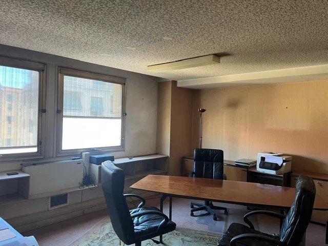 Office in Nice for sale - Interior Photo - Image 3 of 5
