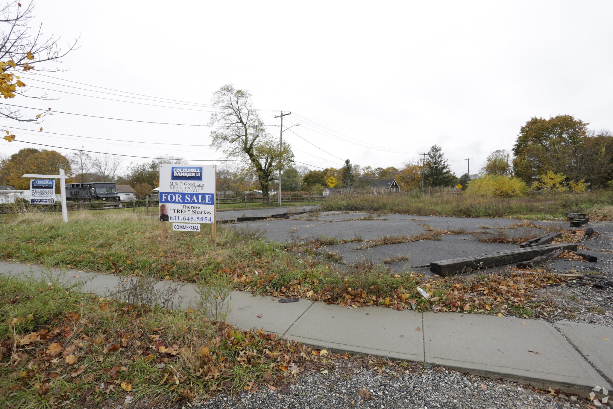 169 Montauk Hwy, East Moriches, NY for sale Primary Photo- Image 1 of 1