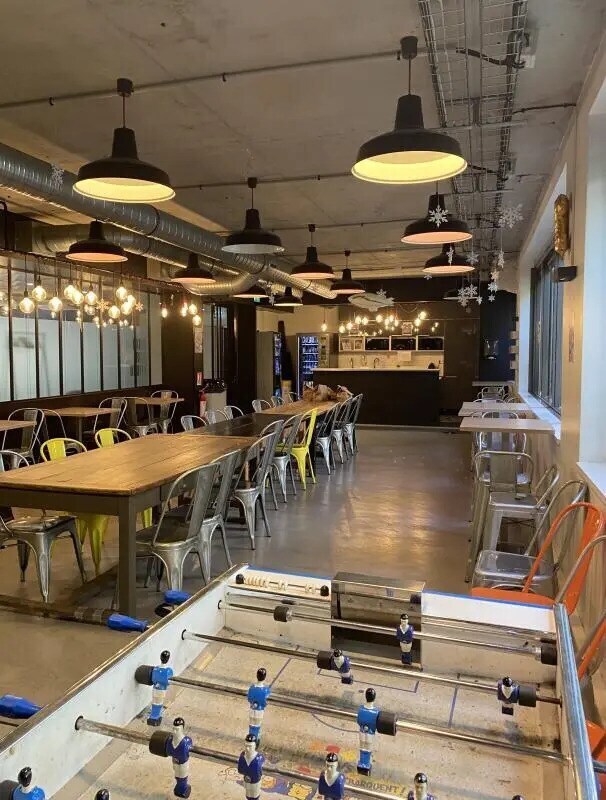 Levallois-Perret, HDS 92300 -  -  - Interior Photo - Image 1 of 11