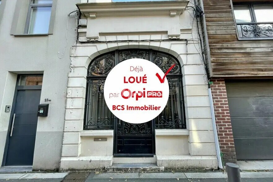 Retail in Lille for lease - Building Photo - Image 1 of 2