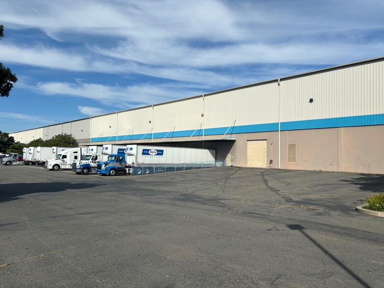 2345 Huntington Dr, Fairfield, CA for lease - Building Photo - Image 3 of 6