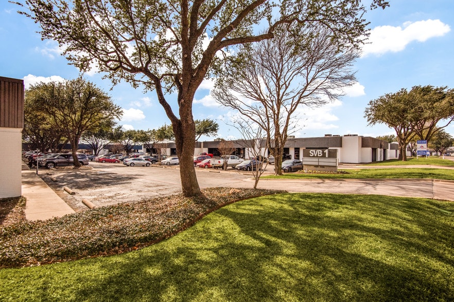 4300-4340 Spring Valley Rd, Dallas, TX for sale - Building Photo - Image 1 of 1