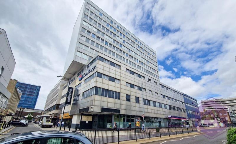 Warrior Sq, Southend On Sea for lease - Building Photo - Image 1 of 4