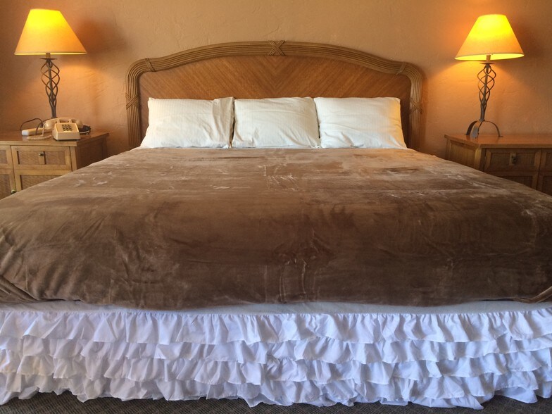 433 S Columbia Ave, Connell, WA for sale - Primary Photo - Image 1 of 1