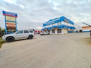 129 Seneca Rd, Sherwood Park, AB for lease Interior Photo- Image 2 of 10