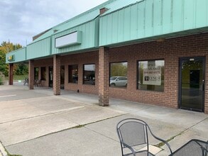 645 Poquonock Ave, Windsor, CT for lease Building Photo- Image 1 of 4