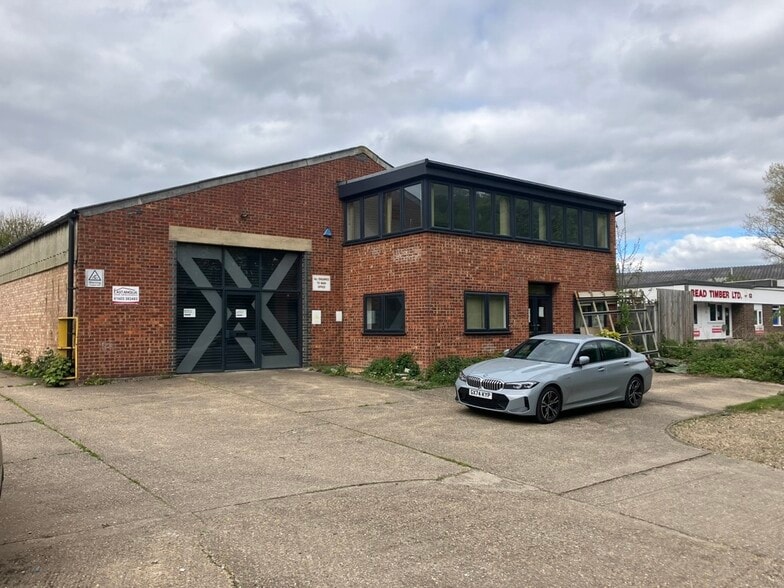 11 Huricane Way, Norwich for lease - Building Photo - Image 2 of 2