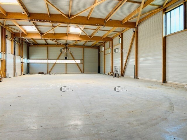 Flex in Collégien for lease - Interior Photo - Image 2 of 4