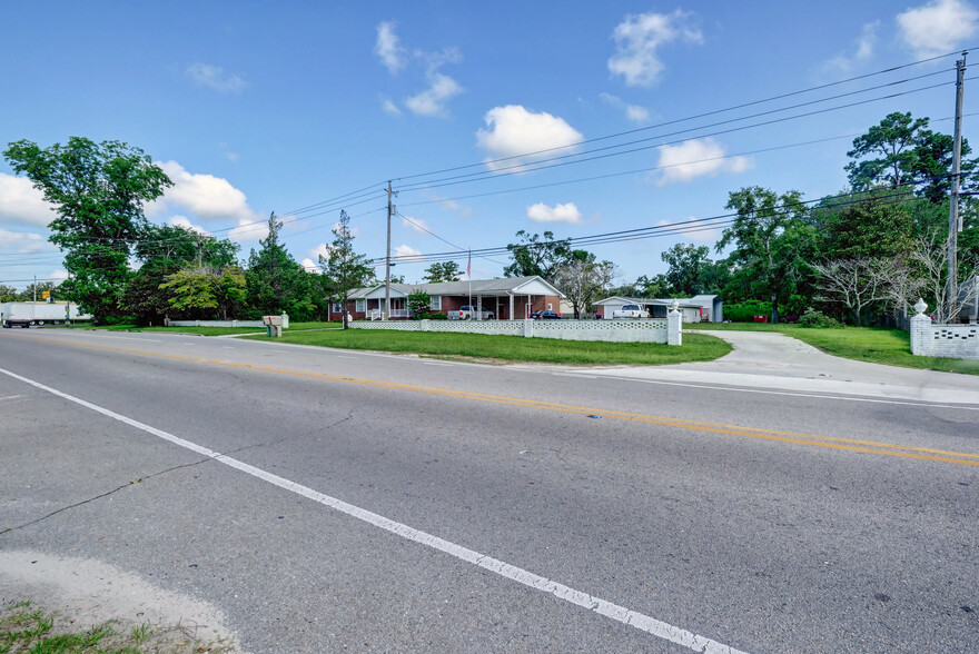 3512 Kerr Ave, Wilmington, NC for sale - Primary Photo - Image 1 of 14